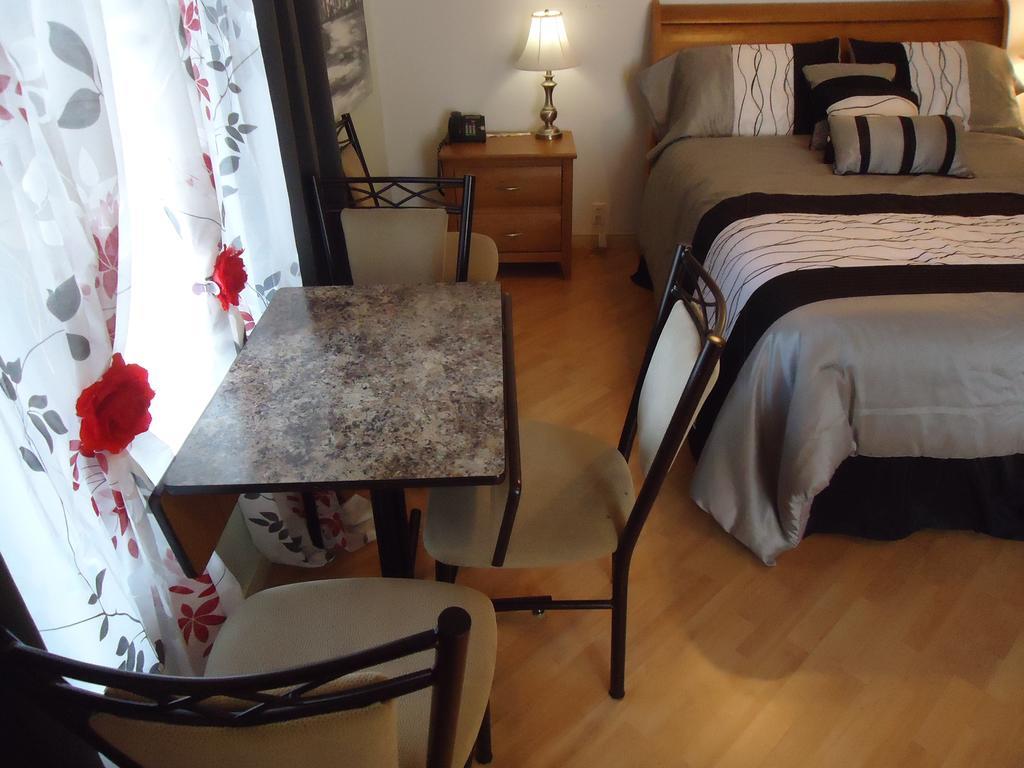 Auberge Familiale La Veranda Trois-Rivières Δωμάτιο φωτογραφία