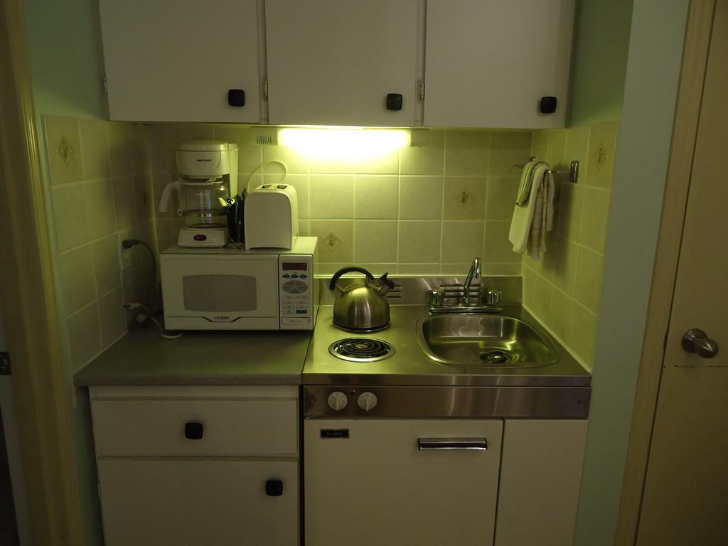Auberge Familiale La Veranda Trois-Rivières Δωμάτιο φωτογραφία
